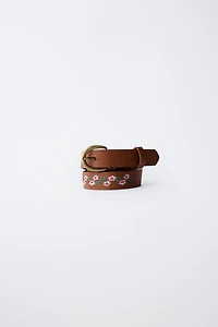 EMBROIDERED FLOWER BELT