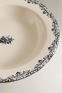 ASSIETTE CREUSE MOTIF POSITIONNÉ