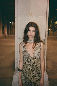 ROBE À IMPRIMÉ ANIMAL ET FOULARD