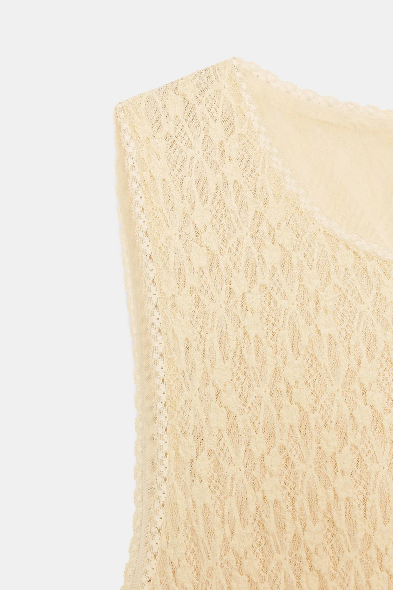 ROBE MI-LONGUE EN DENTELLE À FRONCES