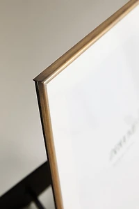 PICTURE FRAME WITH THIN METAL BORDER