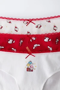 AGES 6-14 / THREE-PACK OF HELLO KITTY © SANRIO UNDERWEAR