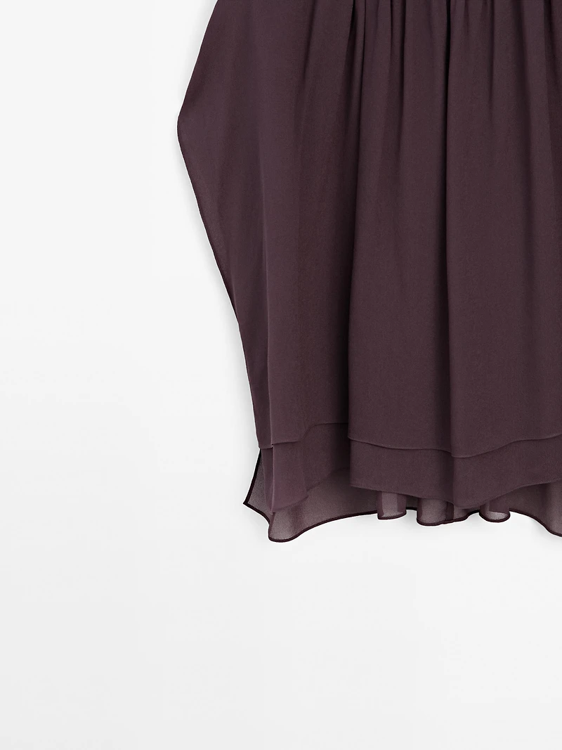 Short double-layer cape