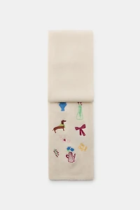 EMBROIDERED KNIT SCARF