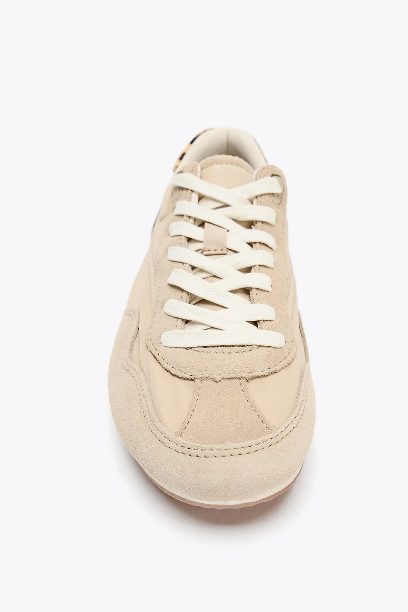 SOFT SNEAKERS