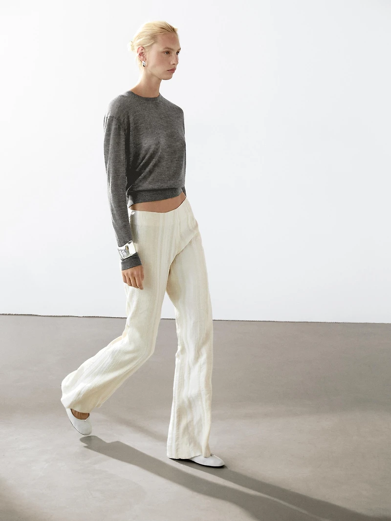100% cashmere fine knit sweater