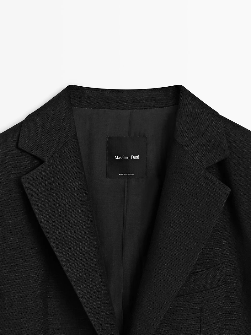 Linen blazer with pockets