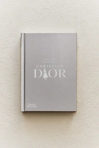 LIVRE THE WORLD ACCORDING TO CHRISTIAN DIOR