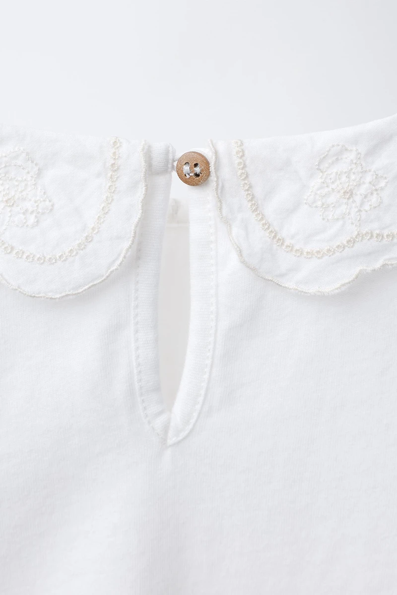 EMBROIDERED COLLAR T-SHIRT