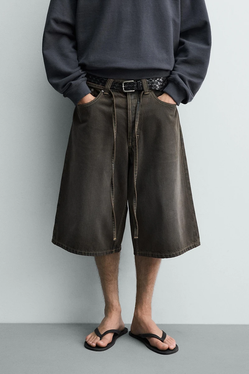 BELTED DENIM JORTS