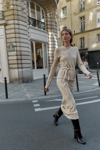 JACQUARD BELTED TOP