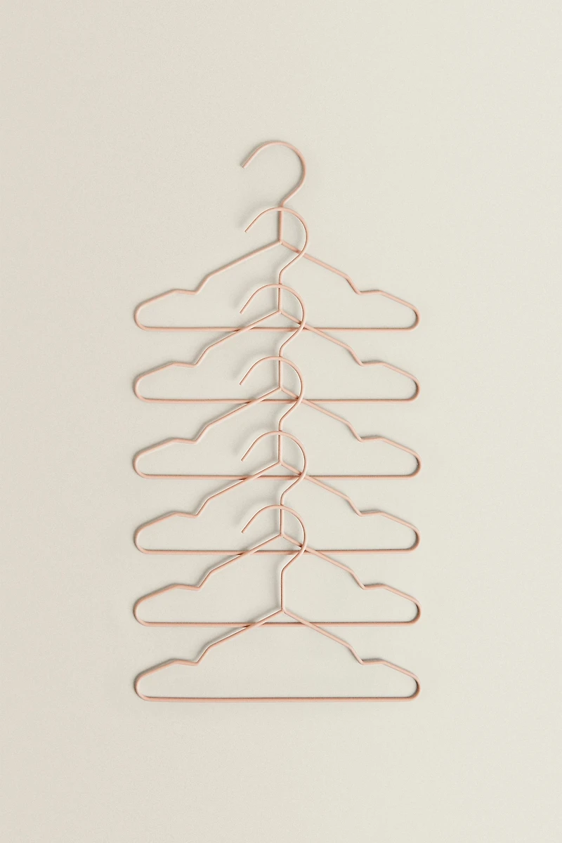 PACK OF RUBBERIZED BABY HANGERS (PACK 6)