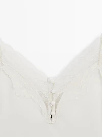 Top nuisette boutons