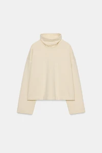 OVERSIZED HIGH NECK SWEATSHIRT