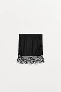 PLEATED LACE SKIRT