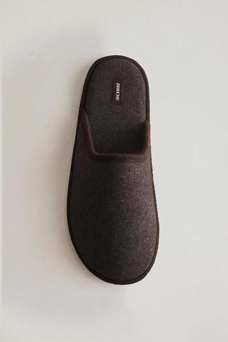 WARM SLIPPERS