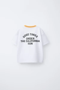 T-SHIRT À INSCRIPTION IMPRIMÉE