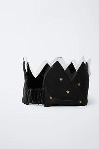 STAR TULLE CROWN