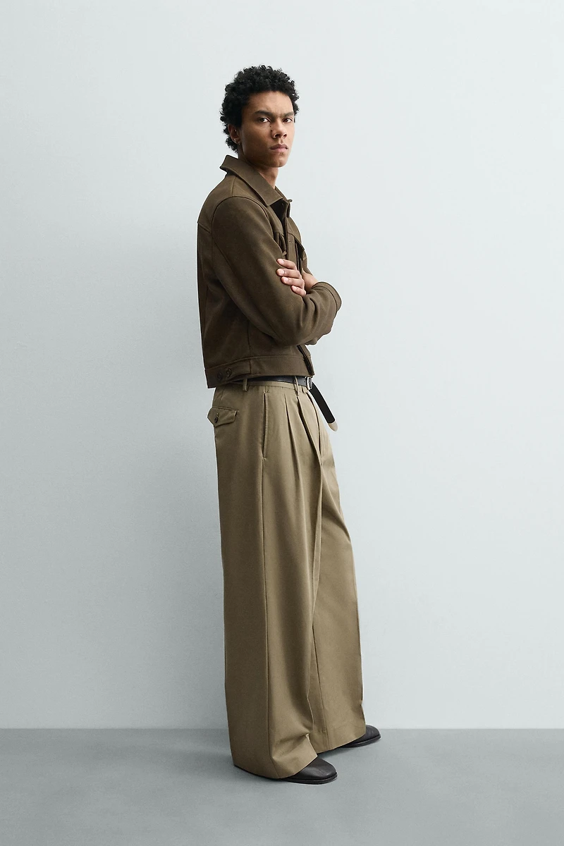 PLEATED WIDE FIT PANTS