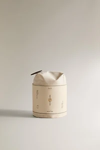(140 G) AMBER MYTH SCENTED CANDLE