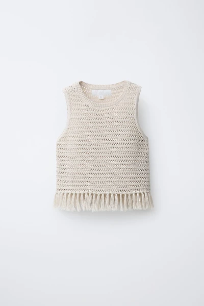 TOP EN MAILLE À FRANGES