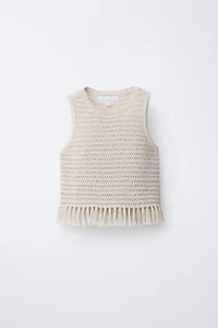 TOP EN MAILLE À FRANGES
