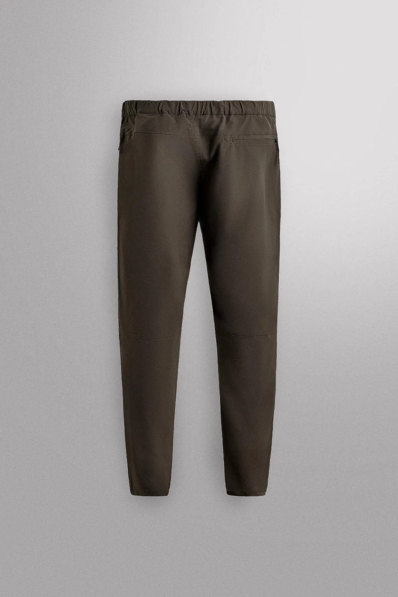 PANTALON TECHNIQUE AVEC CEINTURE