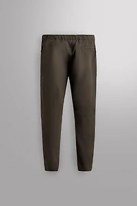 PANTALON TECHNIQUE AVEC CEINTURE