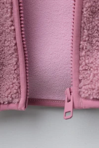 VESTE EFFET MOUTON À CAPUCHE