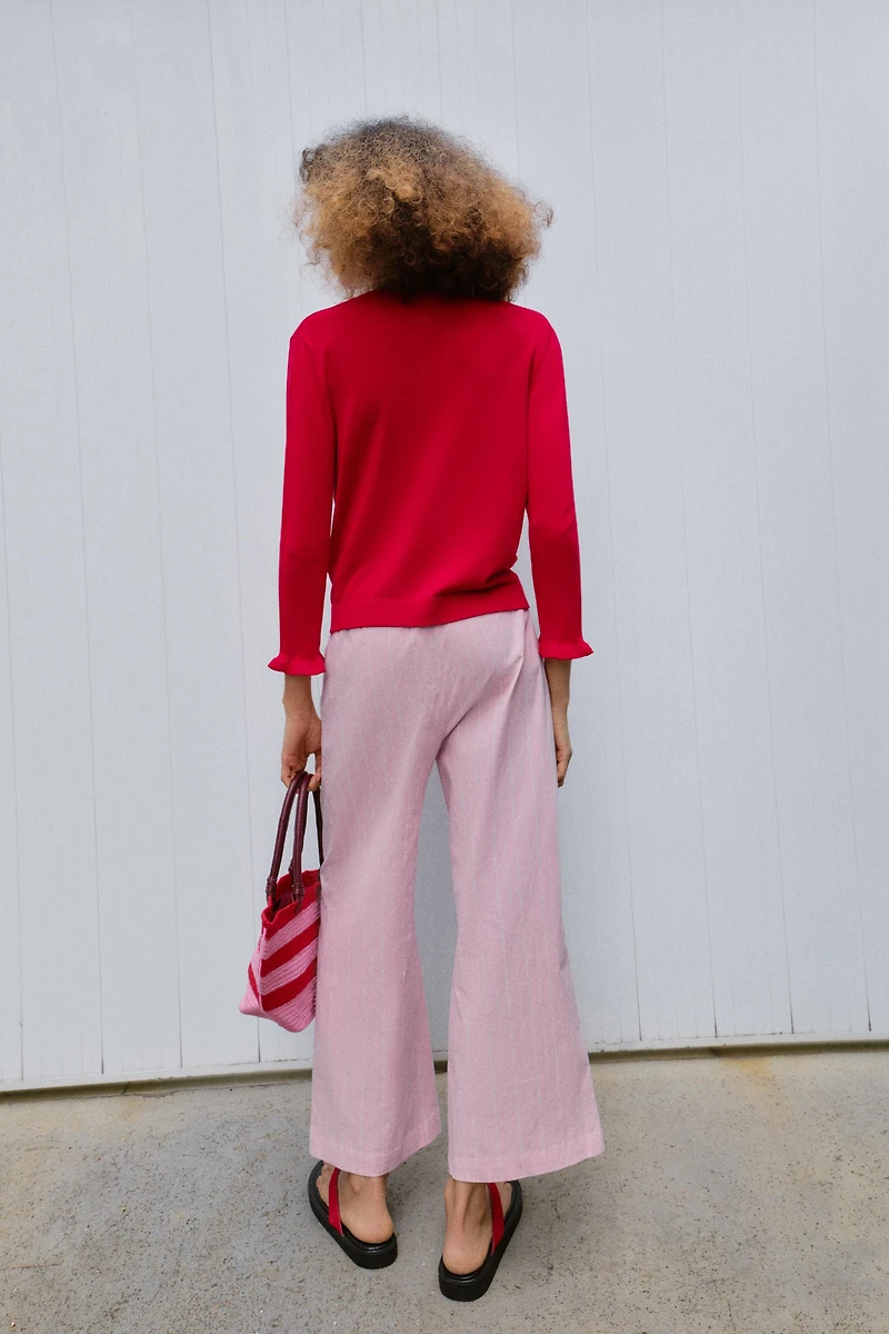 RUFFLED KNIT CARDIGAN