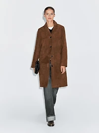 Manteau long en cuir finition daim