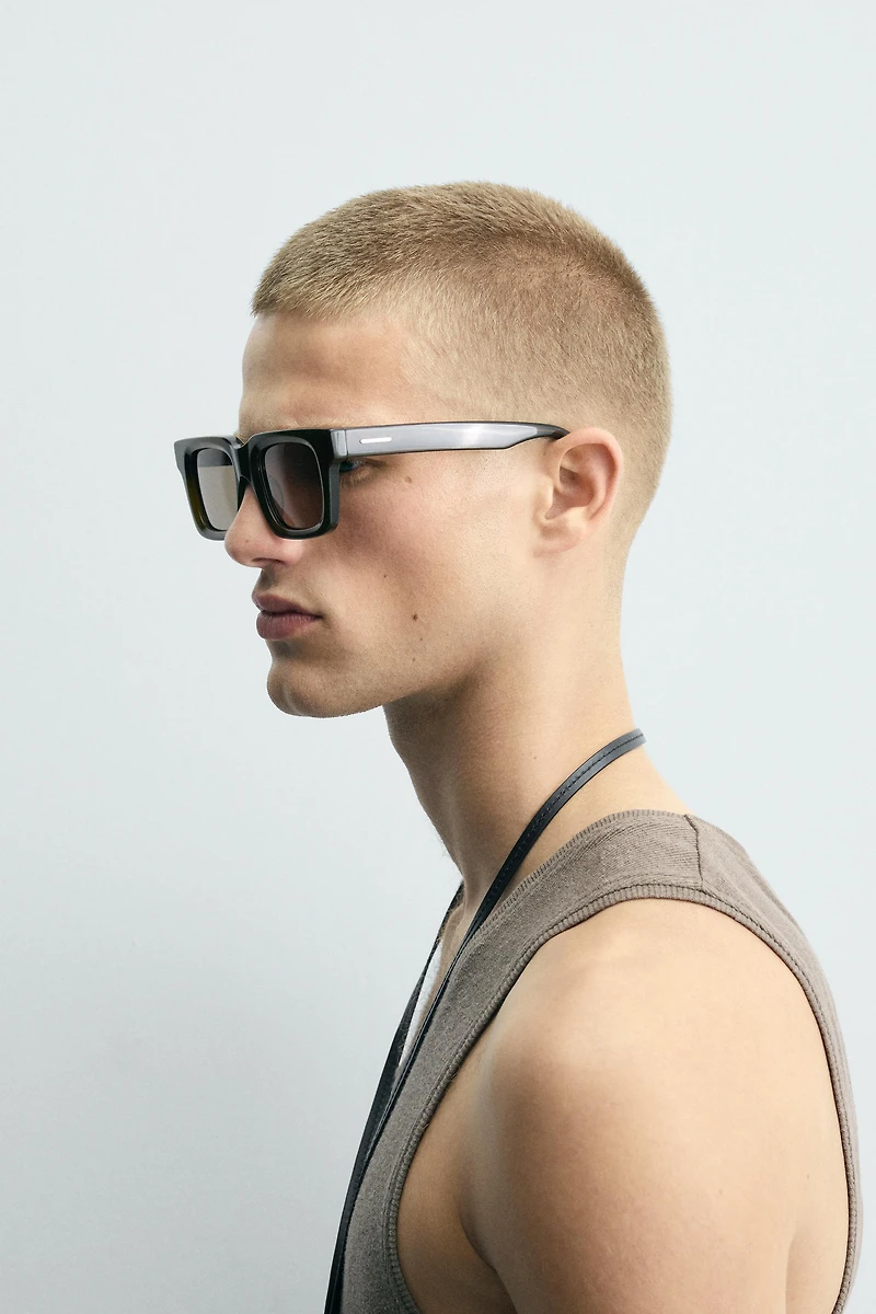 SQUARE SUNGLASSES