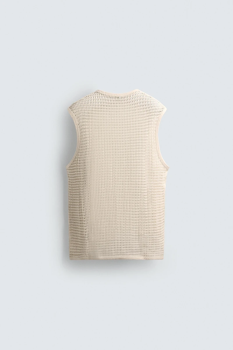 CROCHET TEXTURED T-SHIRT