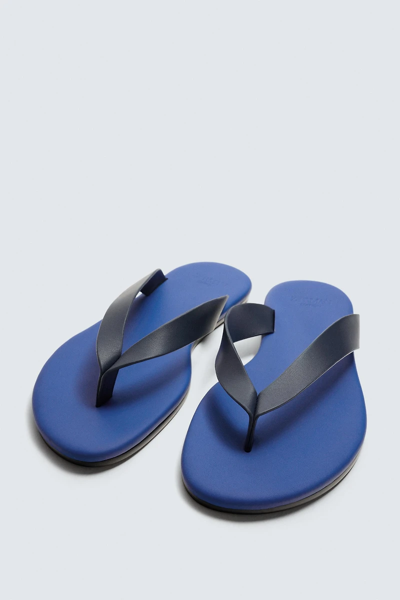 SANDALES EN CUIR ÉDITION LIMITÉE