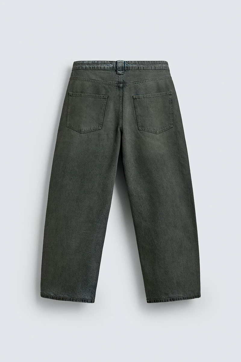 LOOSE FIT JEANS
