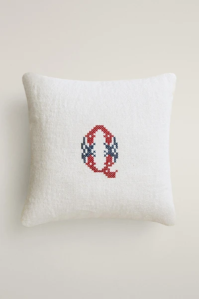 LETTER Q EMBROIDERED LINEN CUSHION
