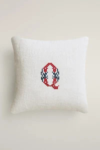 LETTER Q EMBROIDERED LINEN CUSHION