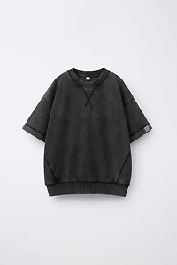 T-SHIRT MOLLETONNÉ À ÉTIQUETTE