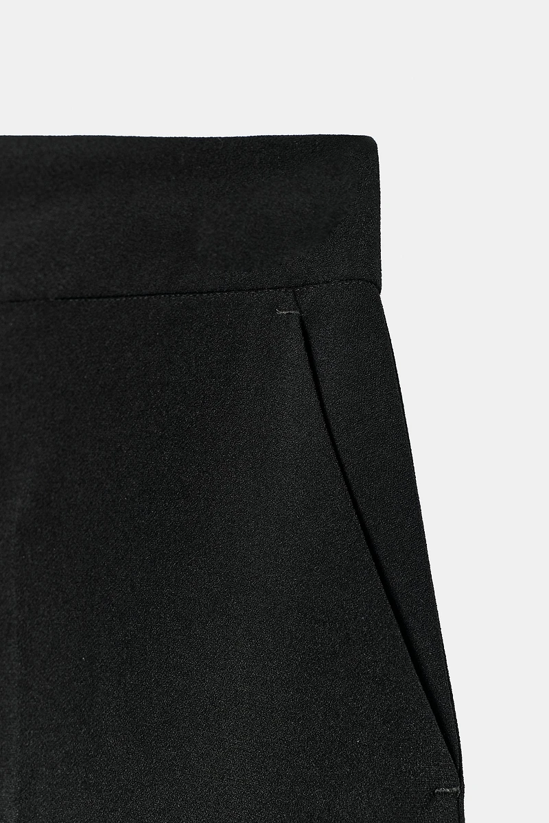 HIGH-WAISTED WIDE-LEG TROUSERS