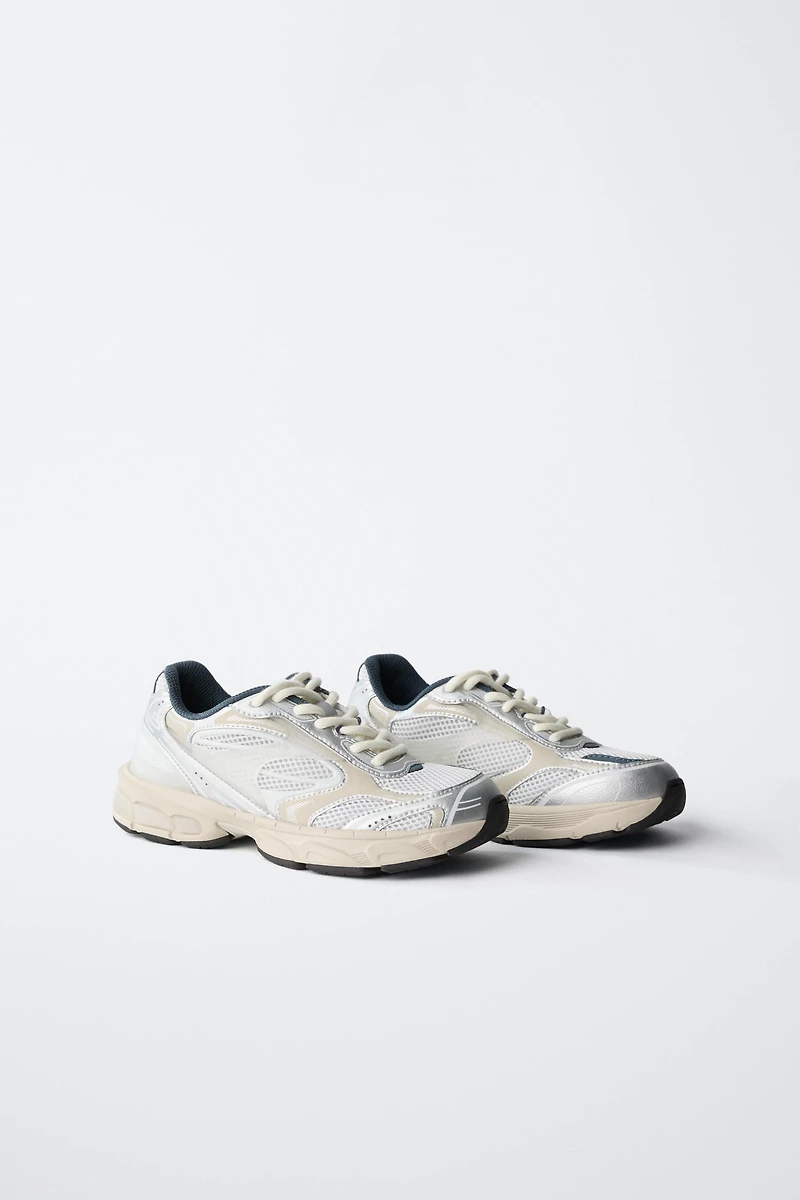 MULTI-PIECE SNEAKERS