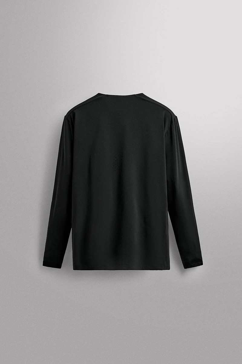 PERFORATED TECHNICAL T-SHIRT