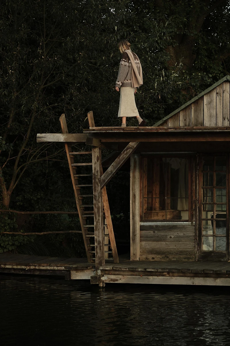 BRUSHED EFFECT KNIT MIDI SKIRT