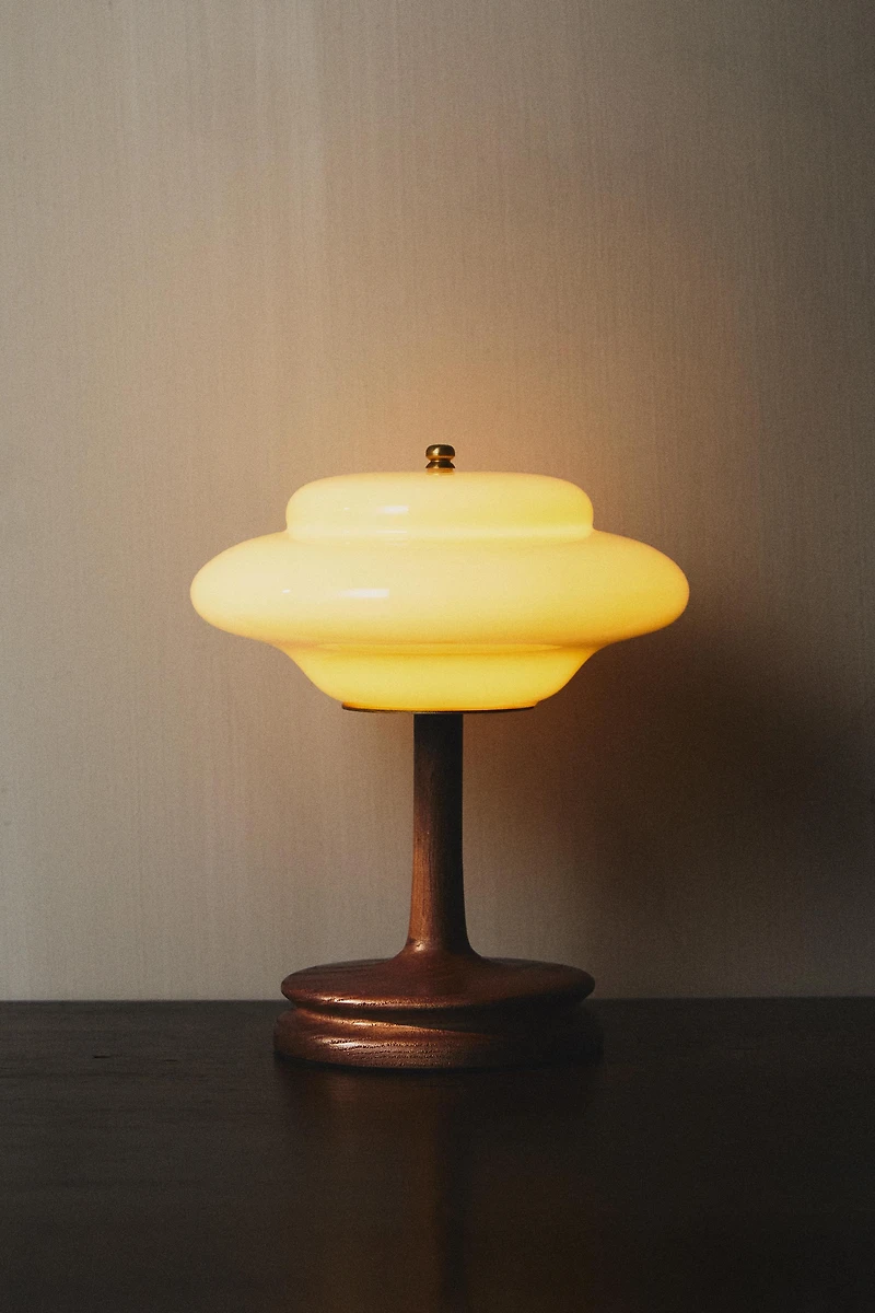 CORDLESS GLASS TABLE LAMP