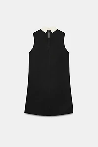 ROBE COURTE À BRANDEBOURGS
