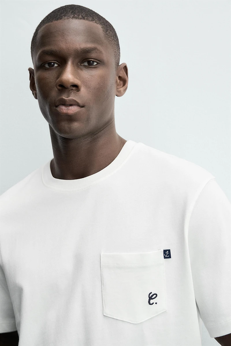 T-SHIRT BOXY FIT INSCRIPTION CAPRI