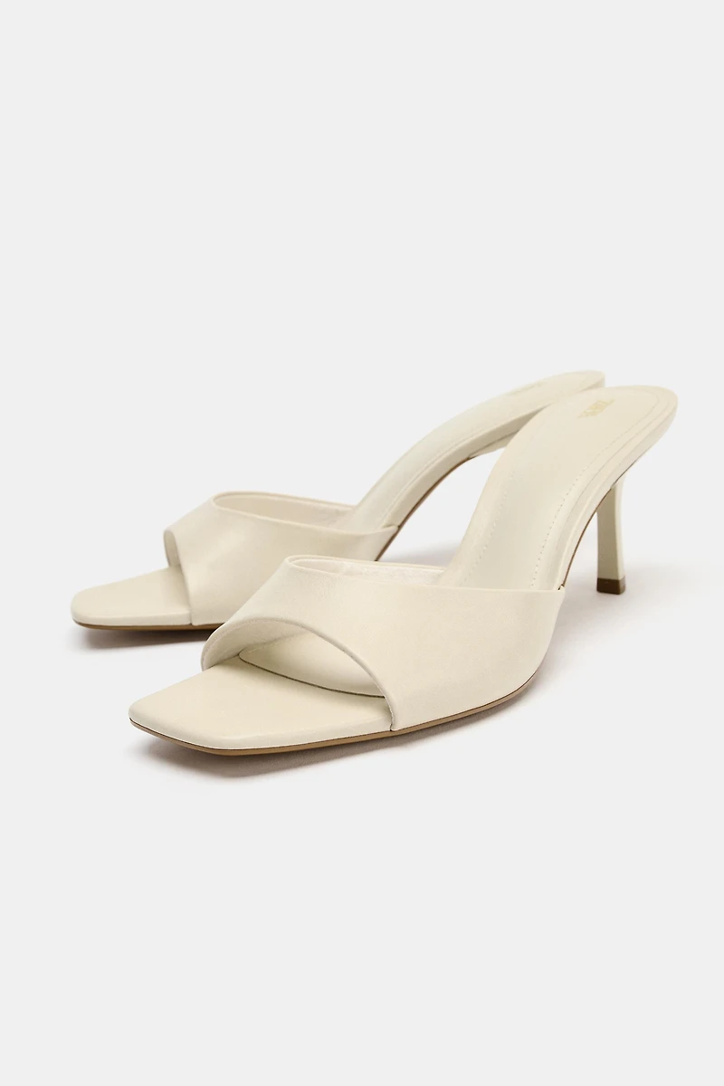 SANDALES À TALONS