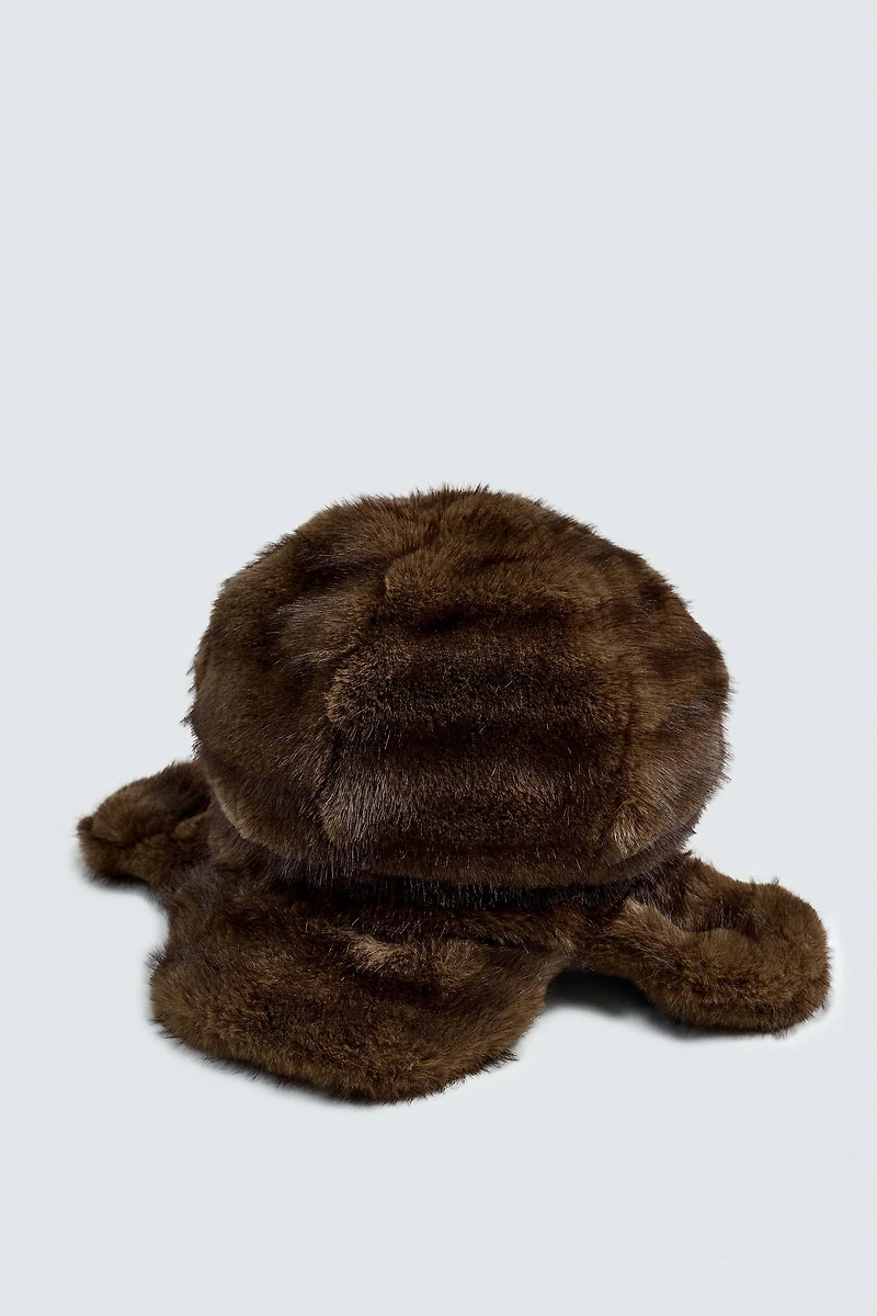 GOOFY EARS FAUX FUR CAP HARRY LAMBERT FOR ZARA X DISNEY