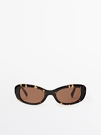 Oval sunglasses
