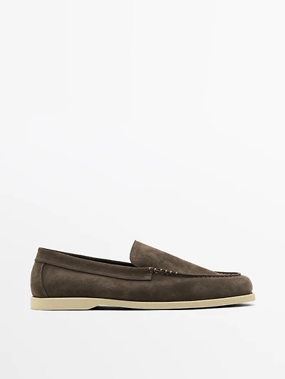 Mocassins souples en croûte de cuir