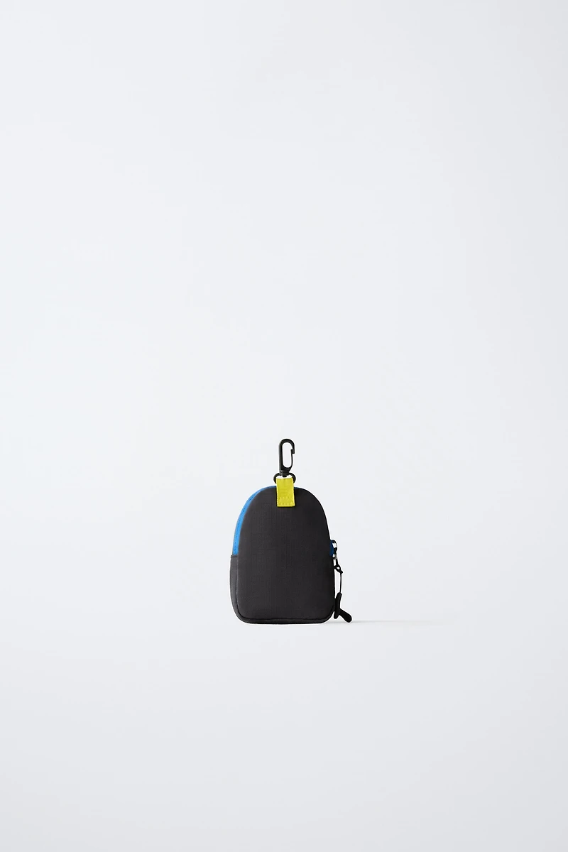 COLORBLOCK CHARM